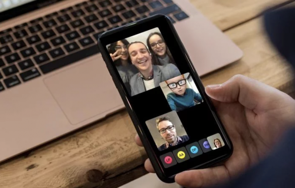Group of people on a FaceTime call